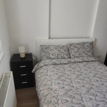 Mountain Rose Apartman *